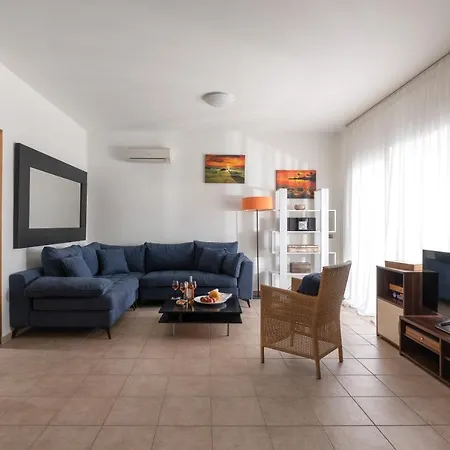 빌라 Fadia With Private Pool