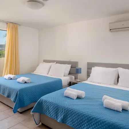 Fadia With Private Pool 빌라 *